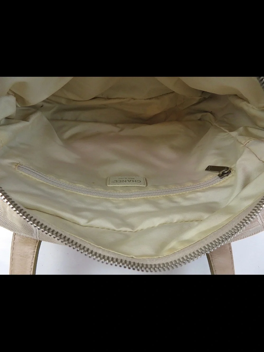CHANEL Beige Canvas Tote with Signature CC Motif - Picture 12 of 16